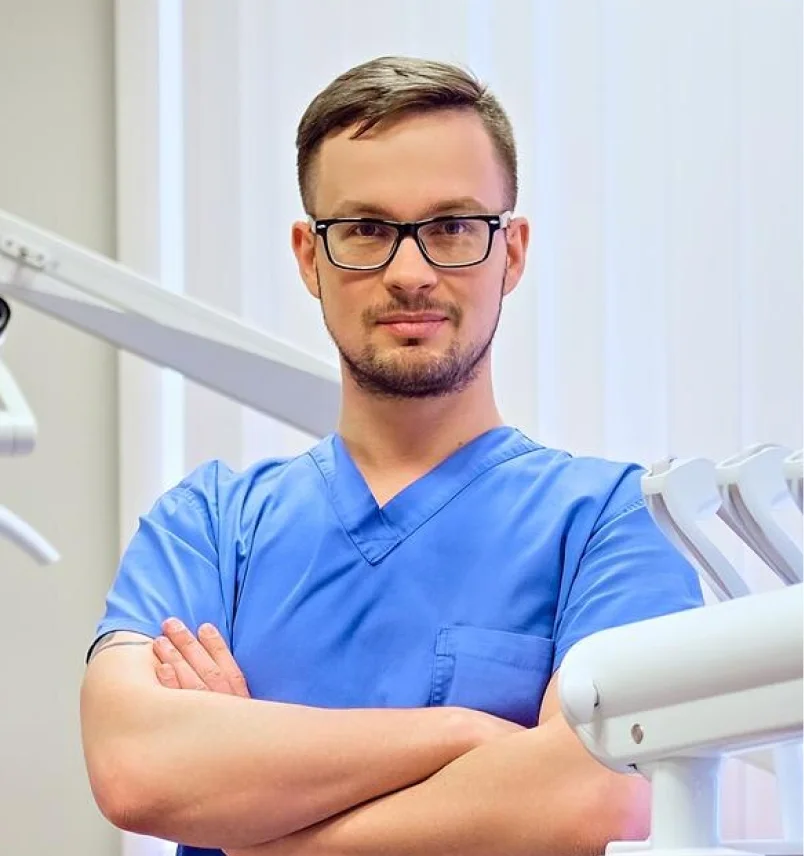 Dr. Julian Ortiz